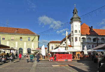 schlossplatz_in_maribor